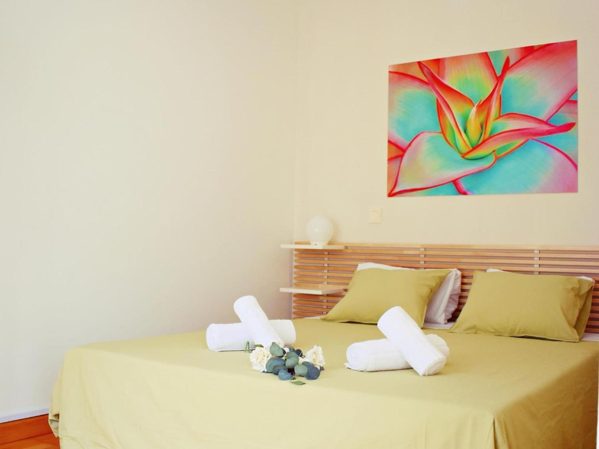 Cozy Apatment Just 10 Mins From The City Centre มาลากา ภายนอก รูปภาพ