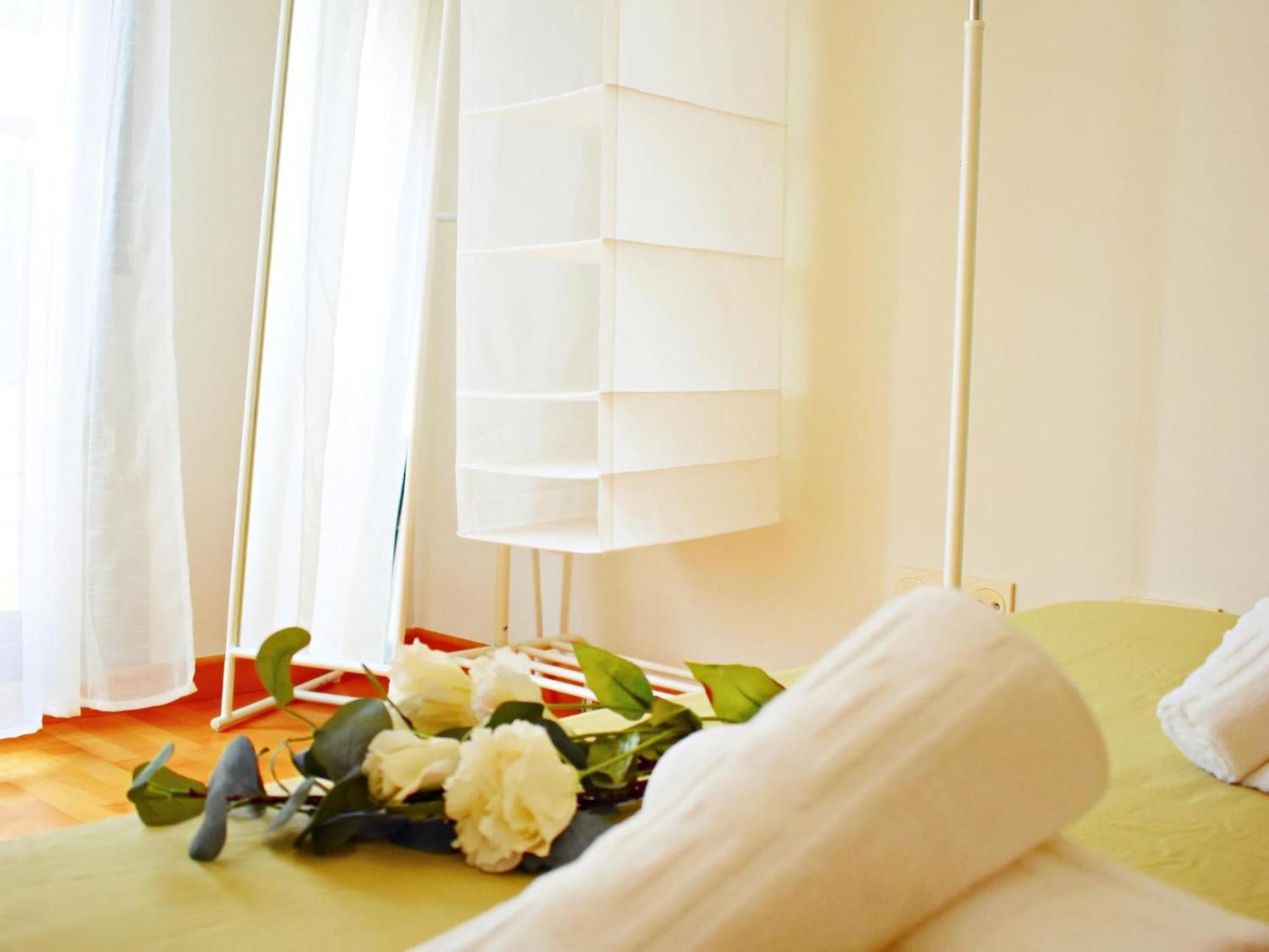 Cozy Apatment Just 10 Mins From The City Centre มาลากา ภายนอก รูปภาพ