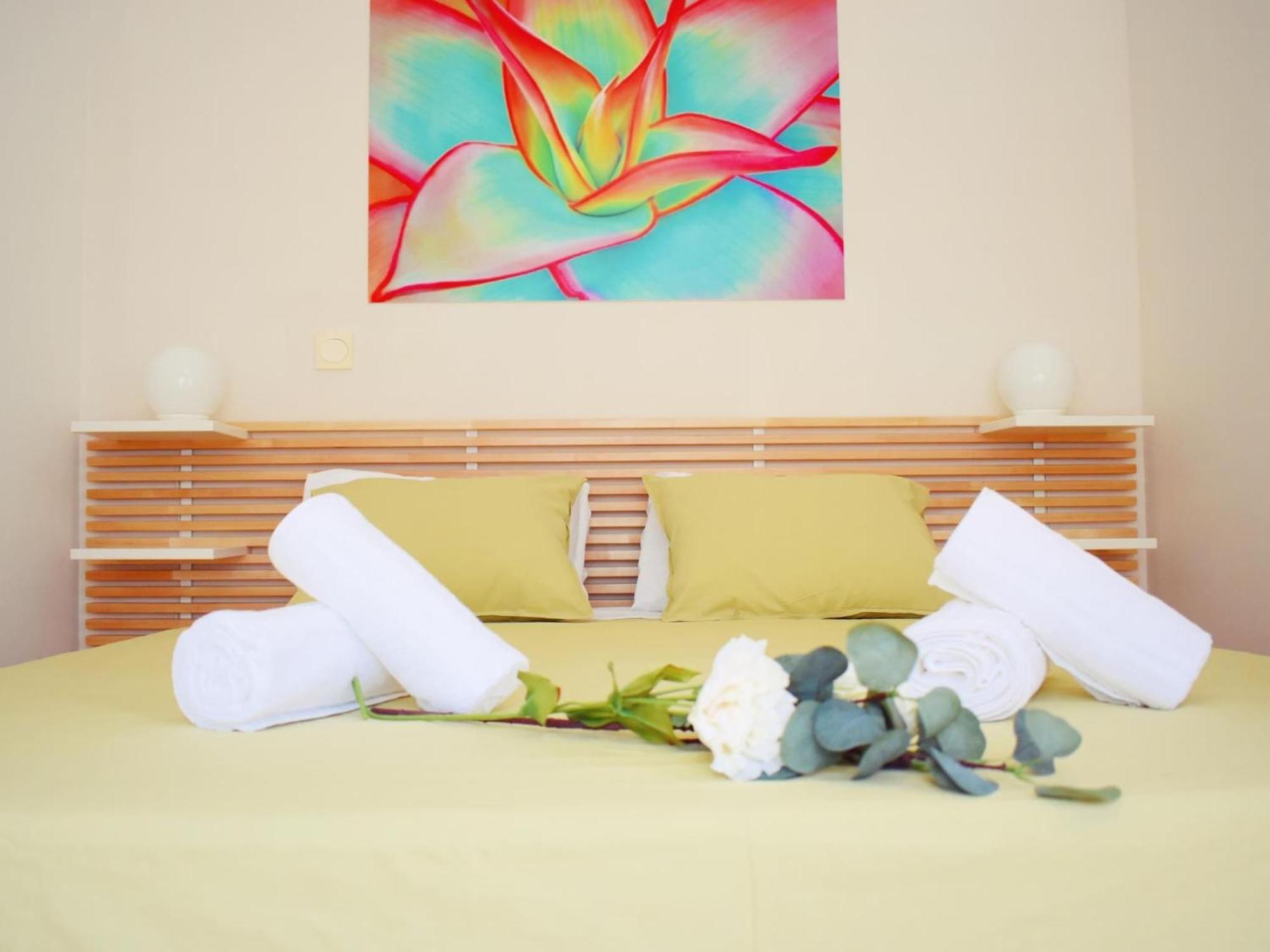 Cozy Apatment Just 10 Mins From The City Centre มาลากา ภายนอก รูปภาพ